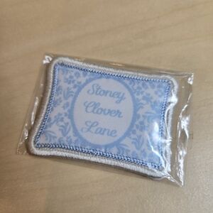 Stoney Clover Pillow High Tea Patch